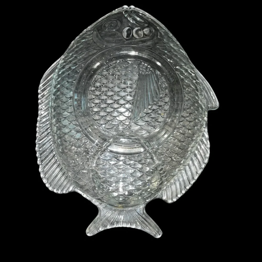 Vintage Glass Fish Embossed Snack Plate hors d'oeuvres Shrimp Cocktail Set of 6